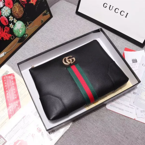 【GUCCI 公式 旗艦店】クッチ クラッチバッグ 当日出荷 好評に付き再入荷!27*18*4CM 【GUCCI 公式 旗艦店】クッチ クラッチバッグ 当日出荷 好評に付き再入荷!27*18*4CM