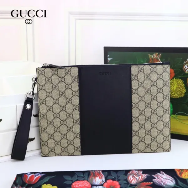 【GUCCI 公式 旗艦店】クッチ クラッチバッグ 当日出荷 好評に付き再入荷!30.5*21*1.5CM 【GUCCI 公式 旗艦店】クッチ クラッチバッグ 当日出荷 好評に付き再入荷!30.5*21*1.5CM