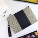 【GUCCI 公式 旗艦店】クッチ クラッチバッグ 当日出荷 好評に付き再入荷!30.5*21*1.5CM 【GUCCI 公式 旗艦店】クッチ クラッチバッグ 当日出荷 好評に付き再入荷!30.5*21*1.5CM