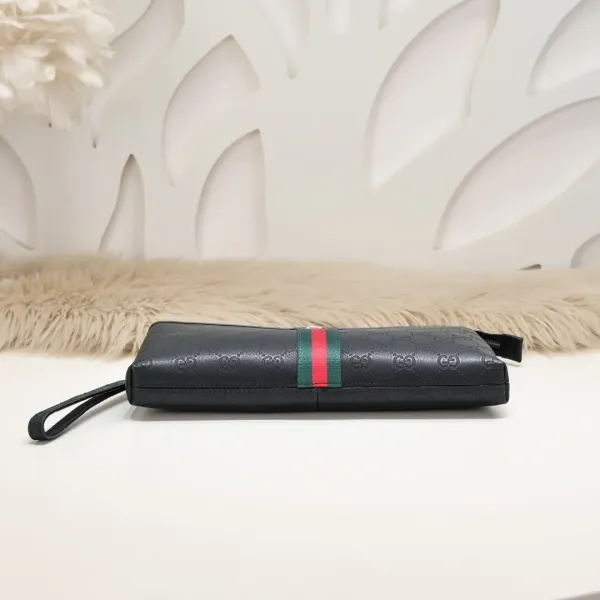 【GUCCI 公式 旗艦店】クッチ クラッチバッグ 当日出荷 好評に付き再入荷!28*18*3CM 【GUCCI 公式 旗艦店】クッチ クラッチバッグ 当日出荷 好評に付き再入荷!28*18*3CM