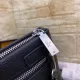 【GUCCI 公式 旗艦店】クッチ クラッチバッグ 当日出荷 好評に付き再入荷!28*18.3CM 【GUCCI 公式 旗艦店】クッチ クラッチバッグ 当日出荷 好評に付き再入荷!28*18.3CM