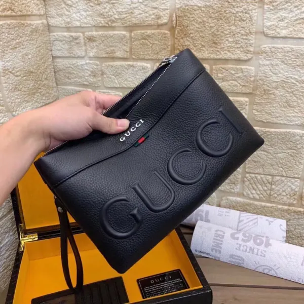 【GUCCI 公式 旗艦店】クッチ クラッチバッグ 当日出荷 好評に付き再入荷!28*18.3CM 【GUCCI 公式 旗艦店】クッチ クラッチバッグ 当日出荷 好評に付き再入荷!28*18.3CM