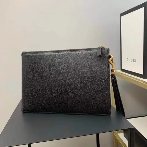 【GUCCI 公式 旗艦店】クッチ クラッチバッグ 当日出荷 好評に付き再入荷!30.5*21*1.5CM 【GUCCI 公式 旗艦店】クッチ クラッチバッグ 当日出荷 好評に付き再入荷!30.5*21*1.5CM