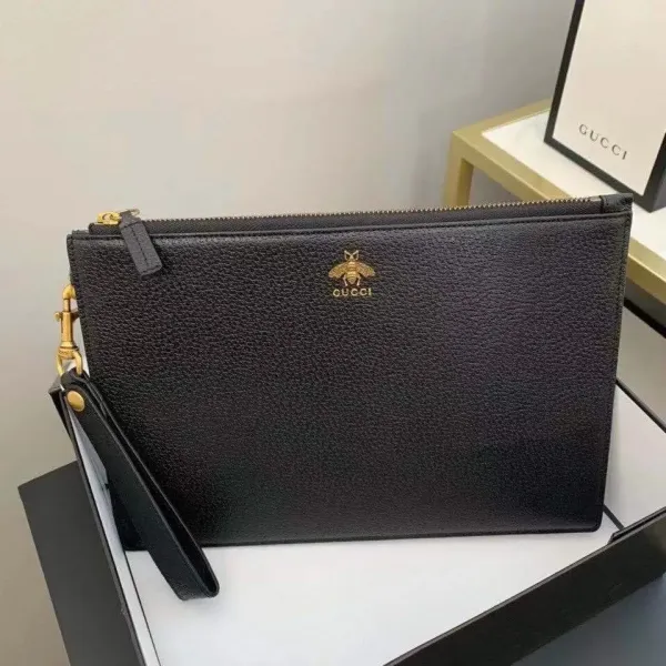 【GUCCI 公式 旗艦店】クッチ クラッチバッグ 当日出荷 好評に付き再入荷!30.5*21*1.5CM 【GUCCI 公式 旗艦店】クッチ クラッチバッグ 当日出荷 好評に付き再入荷!30.5*21*1.5CM