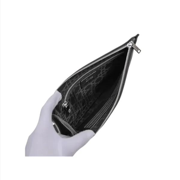 【DIOR 公式 旗艦店】ディオール クラッチバッグ 当日出荷 好評に付き再入荷! 黒 28*19*1CM 【DIOR 公式 旗艦店】ディオール クラッチバッグ 当日出荷 好評に付き再入荷! 黒 28*19*1CM