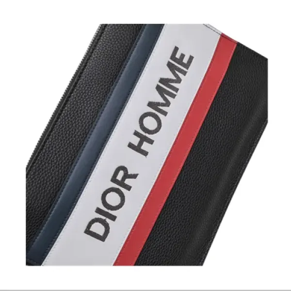【DIOR 公式 旗艦店】ディオール クラッチバッグ 当日出荷 好評に付き再入荷! 黒 28*19*1CM 【DIOR 公式 旗艦店】ディオール クラッチバッグ 当日出荷 好評に付き再入荷! 黒 28*19*1CM