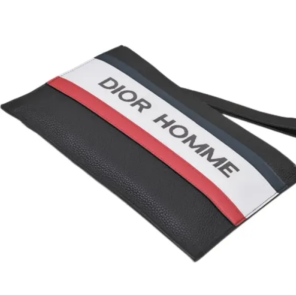 【DIOR 公式 旗艦店】ディオール クラッチバッグ 当日出荷 好評に付き再入荷! 黒 28*19*1CM 【DIOR 公式 旗艦店】ディオール クラッチバッグ 当日出荷 好評に付き再入荷! 黒 28*19*1CM