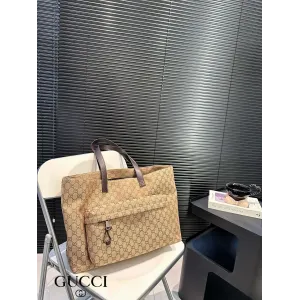 【GUCCI 公式旗艦店】グッチ ハンドバッグ 当日出荷 好評に付き再入荷!44*31CM 240724 【GUCCI 公式旗艦店】グッチ ハンドバッグ 当日出荷 好評に付き再入荷!44*31CM 240724