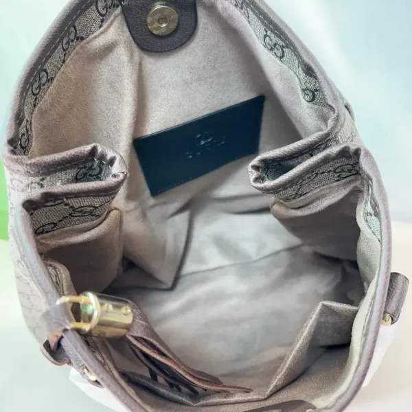 【GUCCI 公式旗艦店】グッチ ハンドバッグ 当日出荷 好評に付き再入荷!31*29CM 240724 【GUCCI 公式旗艦店】グッチ ハンドバッグ 当日出荷 好評に付き再入荷!31*29CM 240724