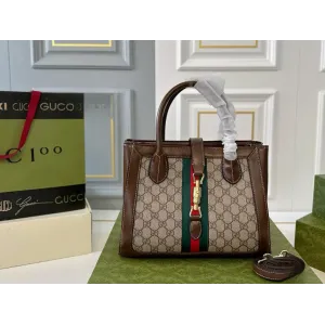 【GUCCI 公式旗艦店】グッチ ハンドバッグ 当日出荷 好評に付き再入荷!30*23CM 240724 【GUCCI 公式旗艦店】グッチ ハンドバッグ 当日出荷 好評に付き再入荷!30*23CM 240724