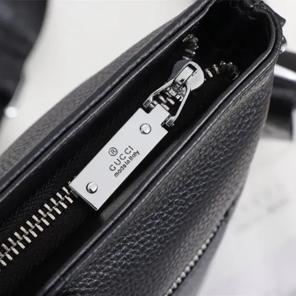 【GUCCI 公式旗艦店】グッチ ハンドバッグ当日出荷 好評に付き再入荷!39*30*7CM 【GUCCI 公式旗艦店】グッチ ハンドバッグ当日出荷 好評に付き再入荷!39*30*7CM