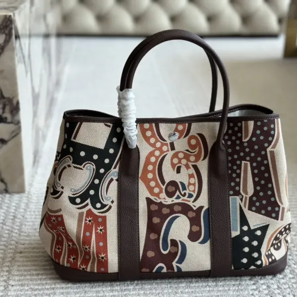 【Hermès 公式旗艦店】エルメス ハンドバッグ 当日出荷 好評に付き再入荷!36*25CM 240724 【Hermès 公式旗艦店】エルメス ハンドバッグ 当日出荷 好評に付き再入荷!36*25CM 240724