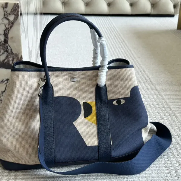 【Hermès 公式旗艦店】エルメス ハンドバッグ 当日出荷 好評に付き再入荷!36*25CM 240724 【Hermès 公式旗艦店】エルメス ハンドバッグ 当日出荷 好評に付き再入荷!36*25CM 240724