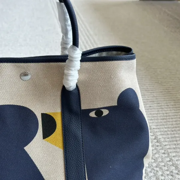 【Hermès 公式旗艦店】エルメス ハンドバッグ 当日出荷 好評に付き再入荷!36*25CM 240724 【Hermès 公式旗艦店】エルメス ハンドバッグ 当日出荷 好評に付き再入荷!36*25CM 240724