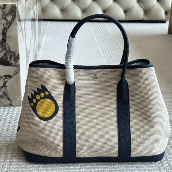 【Hermès 公式旗艦店】エルメス ハンドバッグ 当日出荷 好評に付き再入荷!36*25CM 240724 【Hermès 公式旗艦店】エルメス ハンドバッグ 当日出荷 好評に付き再入荷!36*25CM 240724