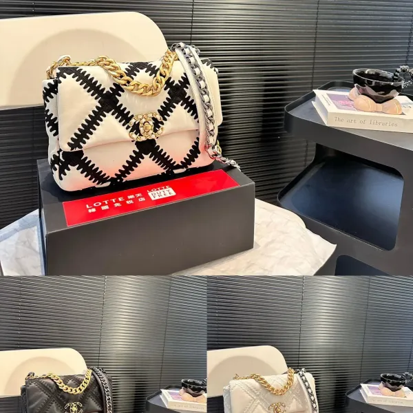 【CHANEL 公式旗艦店】シャネル 斜めがけバッグ 当日出荷 好評に付き再入荷！25*17CM  240723