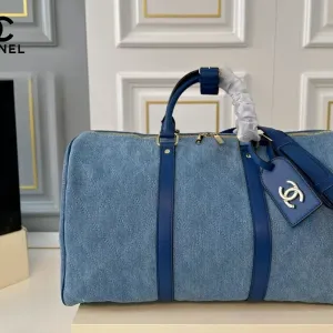 【CHANEL 公式旗艦店】シャネル 斜めがけバッグ 当日出荷 好評に付き再入荷!44*25CM 240723 【CHANEL 公式旗艦店】シャネル 斜めがけバッグ 当日出荷 好評に付き再入荷!44*25CM 240723