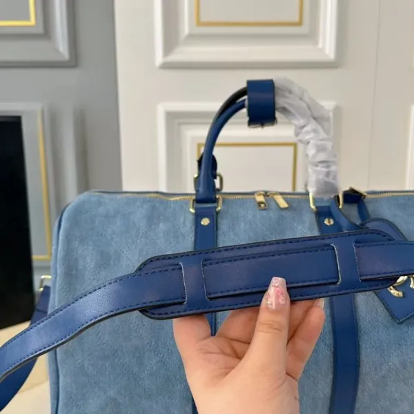 【CHANEL 公式旗艦店】シャネル 斜めがけバッグ 当日出荷 好評に付き再入荷!44*25CM 240723 【CHANEL 公式旗艦店】シャネル 斜めがけバッグ 当日出荷 好評に付き再入荷!44*25CM 240723