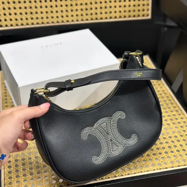 CELINE セリーヌのアンダーアームバッグ 23*14*7cm CELINE セリーヌのアンダーアームバッグ 23*14*7cm