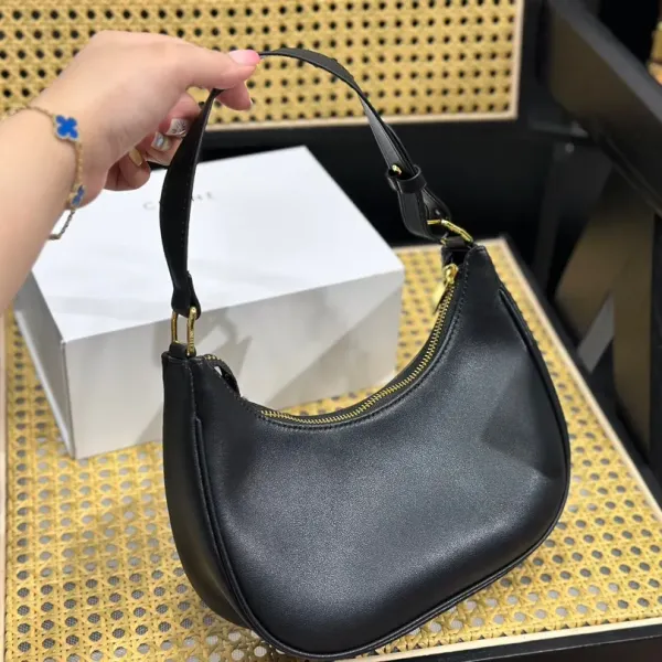 CELINE セリーヌのアンダーアームバッグ 23*14*7cm CELINE セリーヌのアンダーアームバッグ 23*14*7cm