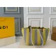 【FENDI  公式旗艦店】フェンディ  ハンドバッグ  当日出荷 好評に付き再入荷！28*31CM  240720