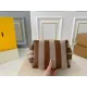 【FENDI  公式旗艦店】フェンディ  ハンドバッグ  当日出荷 好評に付き再入荷！28*31CM  240720