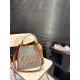 【FENDI  公式旗艦店】フェンディ 斜めがけバッグ  当日出荷 好評に付き再入荷！29*25CM  240720