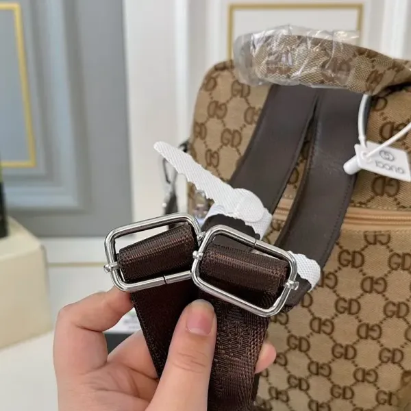 【GUCCI 公式旗艦店】グッチ リュックサック 当日出荷 好評に付き再入荷!22*30CM 240724 【GUCCI 公式旗艦店】グッチ リュックサック 当日出荷 好評に付き再入荷!22*30CM 240724