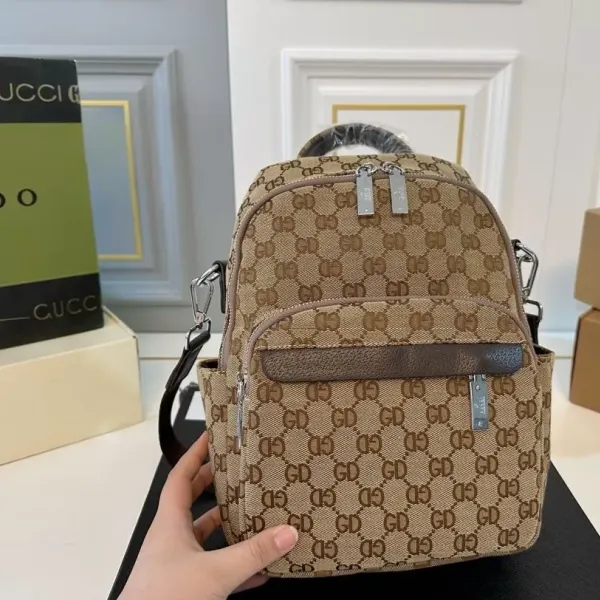 【GUCCI 公式旗艦店】グッチ リュックサック 当日出荷 好評に付き再入荷!22*30CM 240724 【GUCCI 公式旗艦店】グッチ リュックサック 当日出荷 好評に付き再入荷!22*30CM 240724