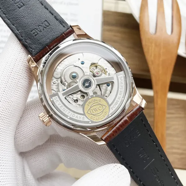 IWC  ( IWC)  腕時計  40MM