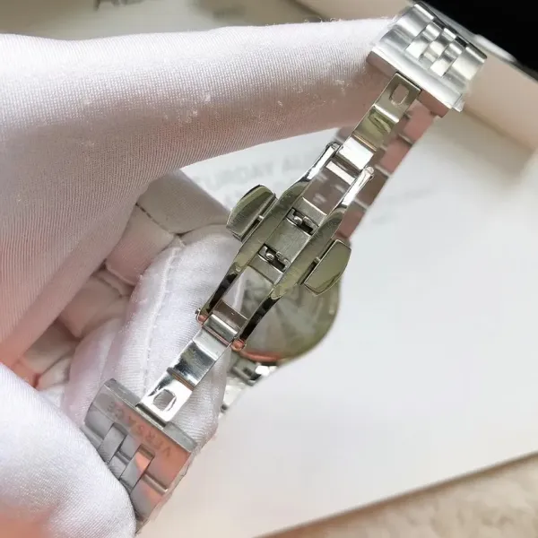 VERSACE  ( ヴェルサーチ)  腕時計 36MM