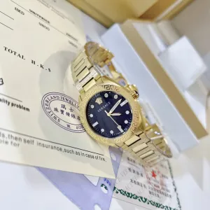 VERSACE  ( ヴェルサーチ)  腕時計 34MM