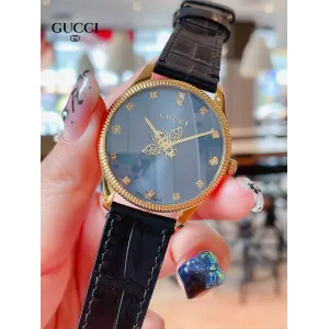 GUCCI(クッチ)  腕時計36MM