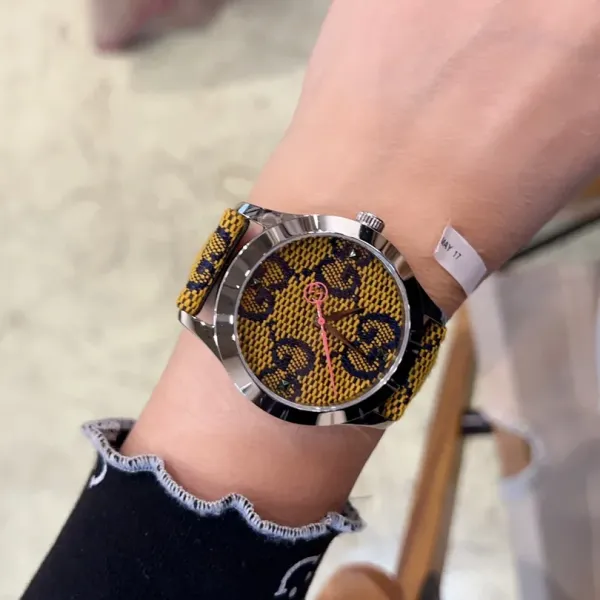 GUCCI(クッチ)  腕時計38MM