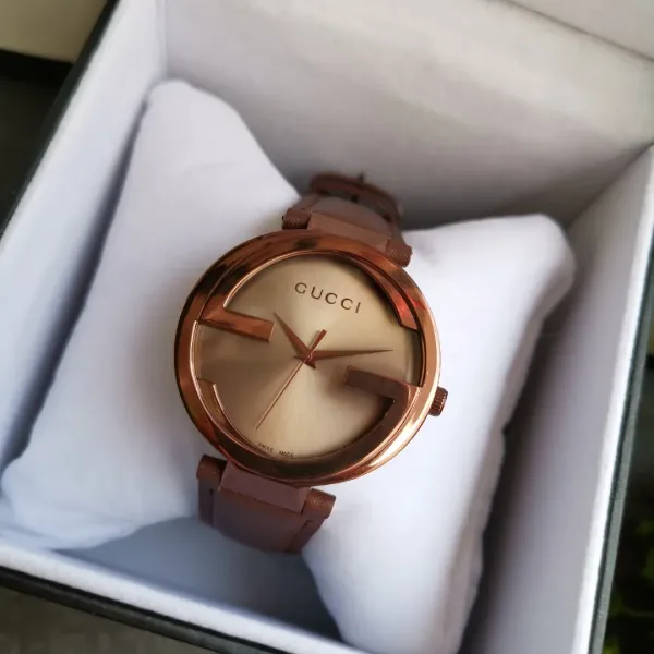 GUCCI( クッチ)  腕時計 42MM
