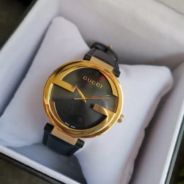 GUCCI( クッチ)  腕時計 42MM