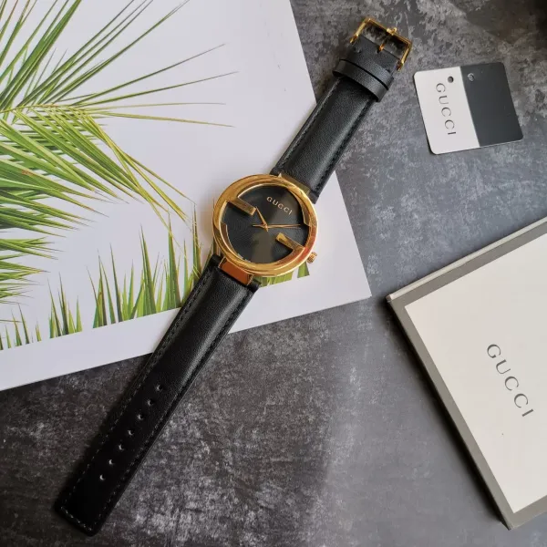 GUCCI( クッチ)  腕時計 42MM