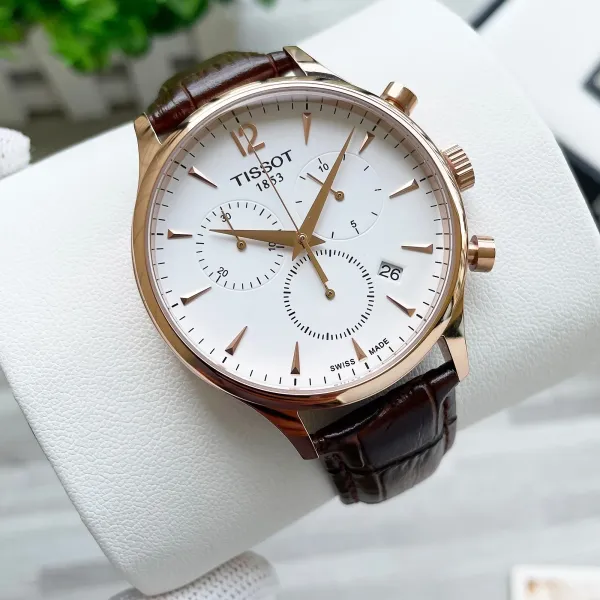 TISSOT(ティソ)  腕時計42MM