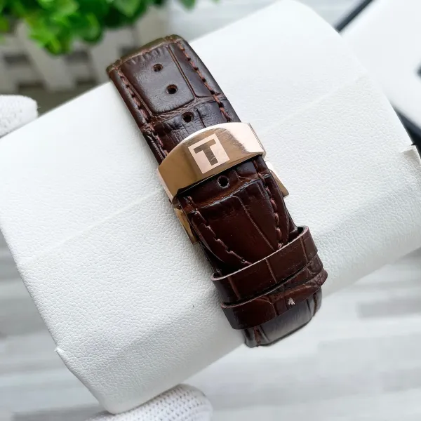 TISSOT(ティソ)  腕時計42MM