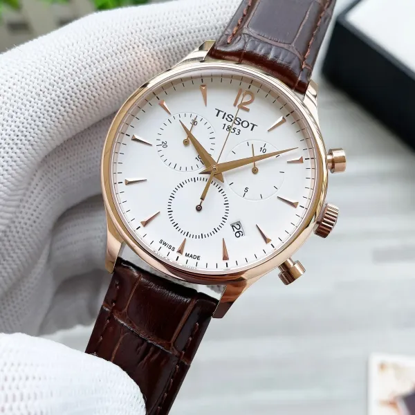 TISSOT(ティソ)  腕時計42MM