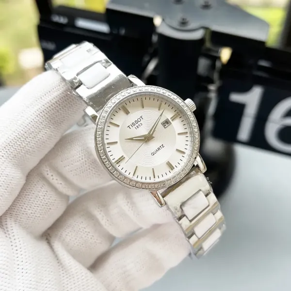 TISSOT(ティソ)  腕時計30*8MM