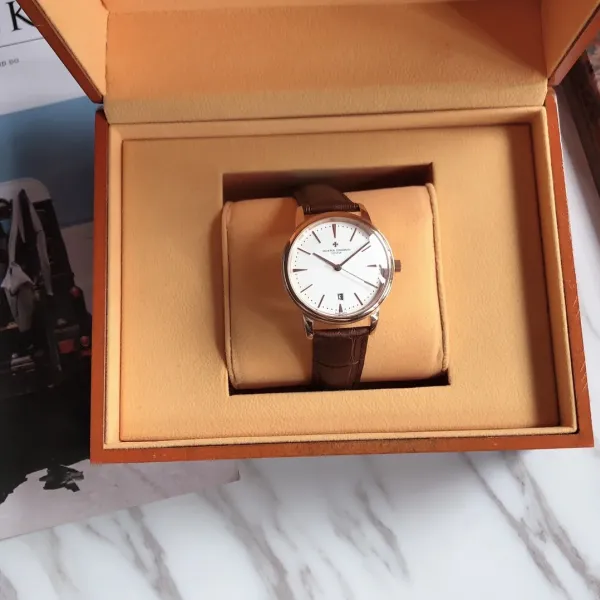 VACHERON CONSTANTIN (ヴァシュロン・コンスタンタン) 腕時計40MM VACHERON CONSTANTIN (ヴァシュロン・コンスタンタン) 腕時計40MM