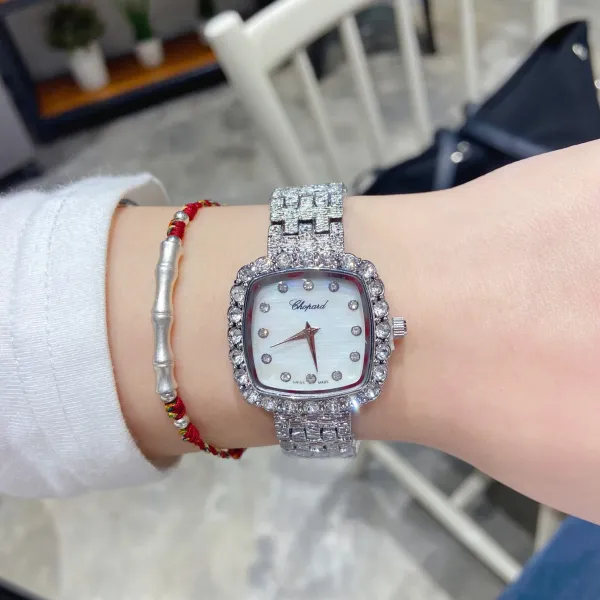 CHOPARD  ( ショパール)  腕時計 31*7.8MM