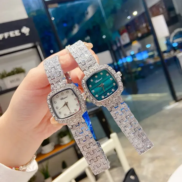 CHOPARD  ( ショパール)  腕時計 31*7.8MM