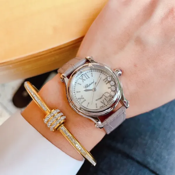 CHOPARD  ( ショパール)  腕時計 30MM