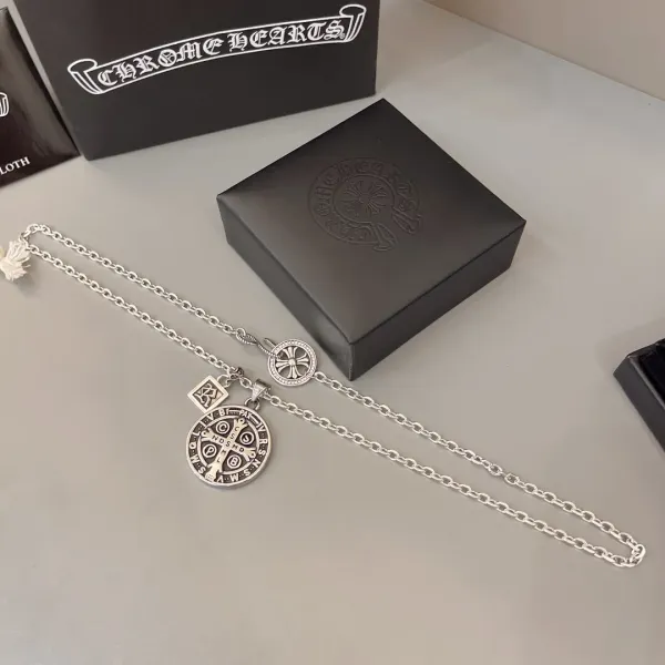 【CHROME HEARTS】クロムハーツ、新しいネックレス万能シンプルファッションオーナメント 2471 【CHROME HEARTS】クロムハーツ、新しいネックレス万能シンプルファッションオーナメント 2471