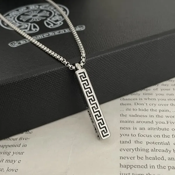 【CHROME HEARTS】ネックレス、新しいネックレス万能シンプルファッションオーナメント 24614 【CHROME HEARTS】ネックレス、新しいネックレス万能シンプルファッションオーナメント 24614