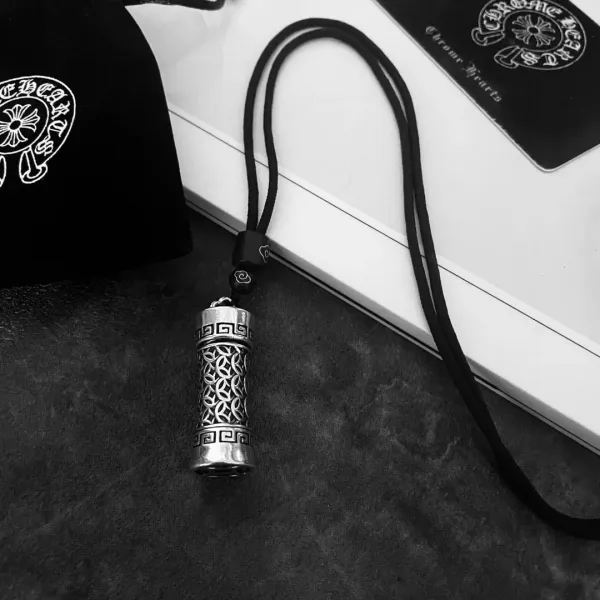 【CHROME HEARTS】ネックレス、新しいネックレス万能シンプルファッションオーナメント 【CHROME HEARTS】ネックレス、新しいネックレス万能シンプルファッションオーナメント