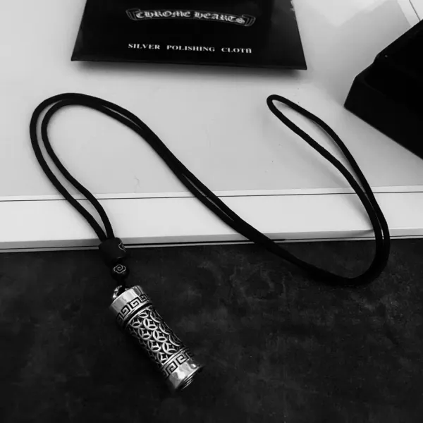 【CHROME HEARTS】ネックレス、新しいネックレス万能シンプルファッションオーナメント 【CHROME HEARTS】ネックレス、新しいネックレス万能シンプルファッションオーナメント