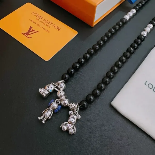 【LOUIS VUITTON】ネックレス、新しいネックレス万能シンプルファッションオーナメント 240813 【LOUIS VUITTON】ネックレス、新しいネックレス万能シンプルファッションオーナメント 240813